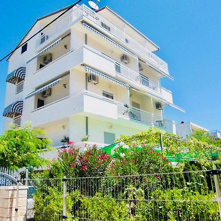 Apartments Ruza Kaštela Exteriör bild