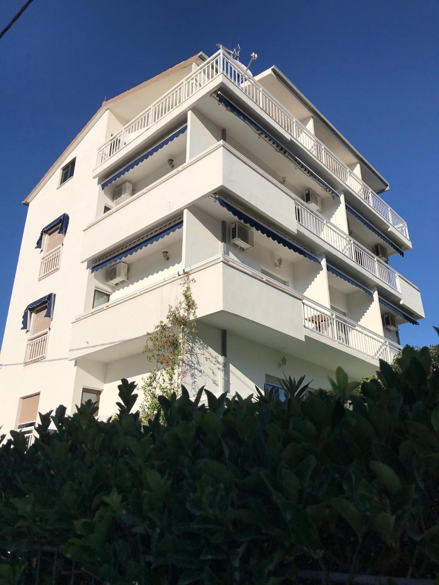 Apartments Ruza Kaštela Exteriör bild