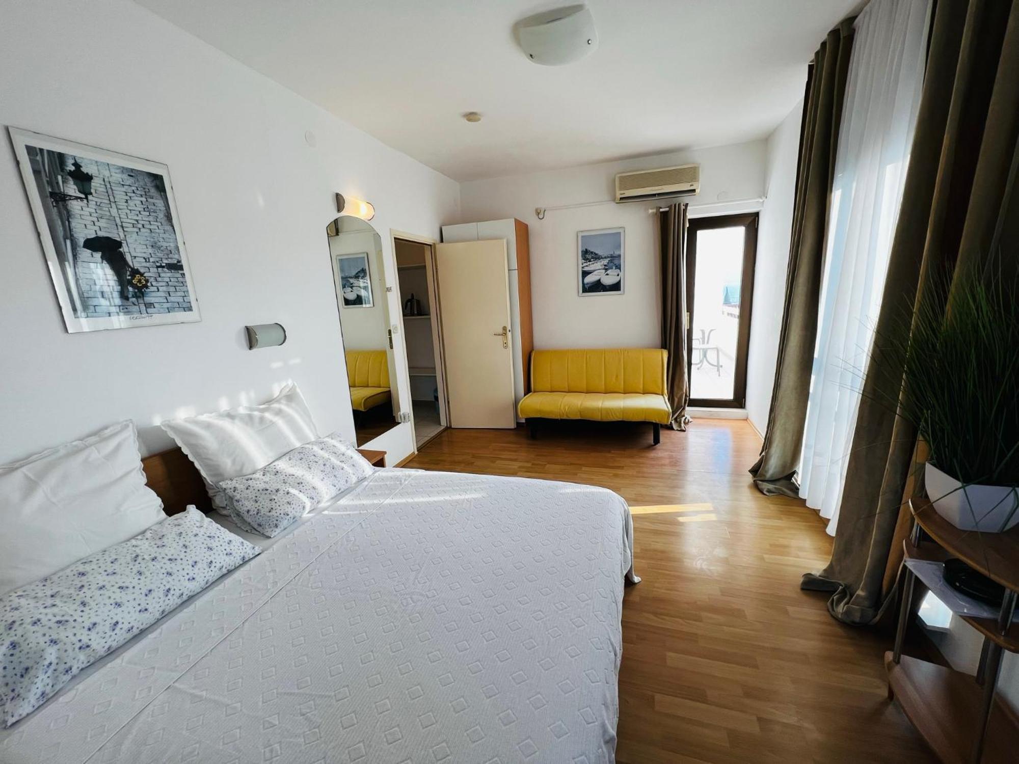 Apartments Ruza Kaštela Rum bild